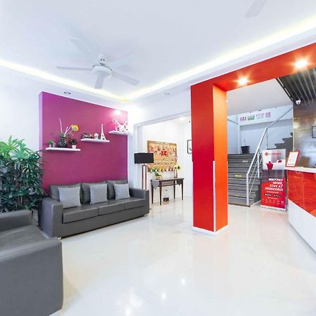 فندق ريد دورز بلس بالقرب من إس إم لانانج دافاو Davao City المظهر الخارجي الصورة