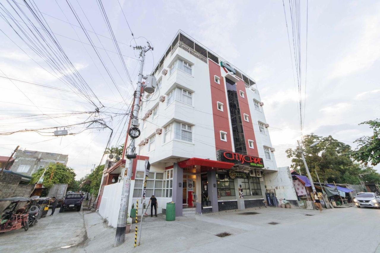 فندق ريد دورز بلس بالقرب من إس إم لانانج دافاو Davao City المظهر الخارجي الصورة